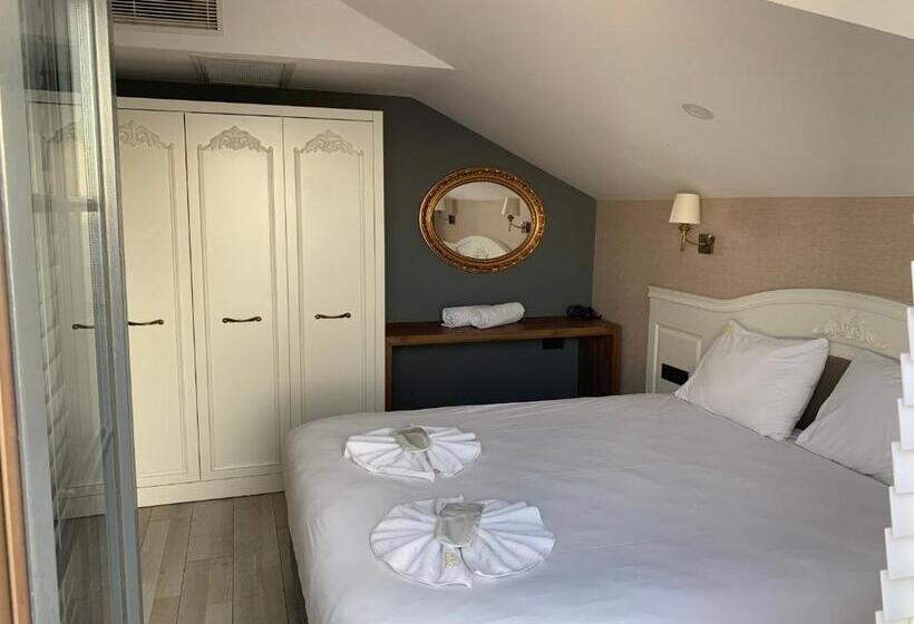 Suite Deluxe Cama King, White Golden Suite
