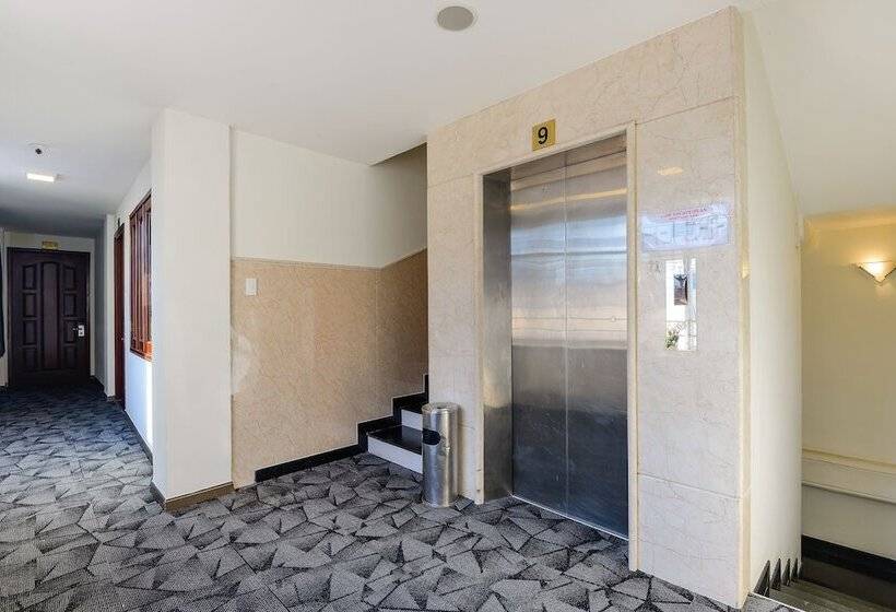 اتاق لوکس سه تخته, Saigonciti Hotel A