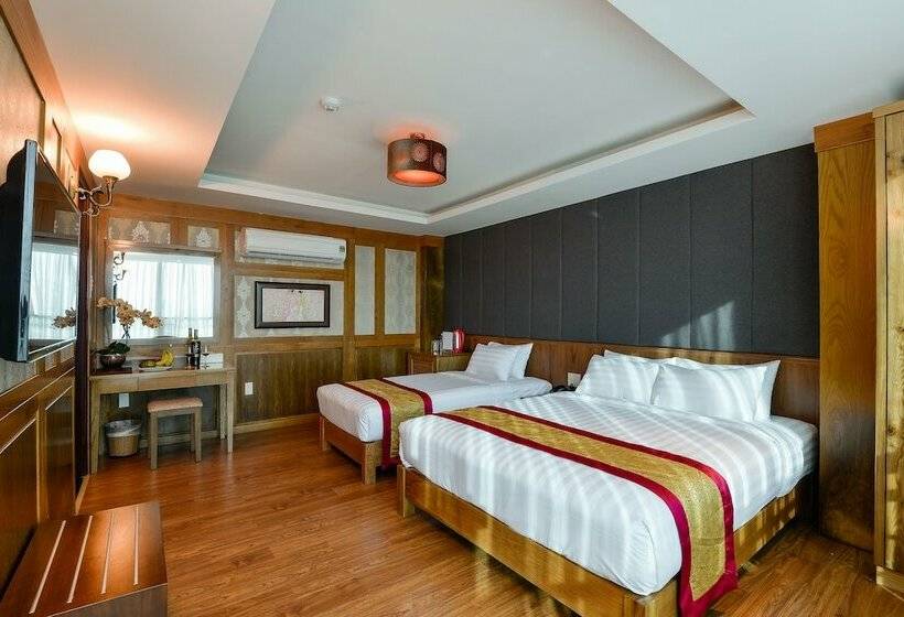 اتاق لوکس سه تخته, Saigonciti Hotel A