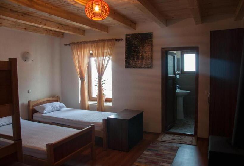 Четырехместный Номер Стандарт, Aste Guesthouse