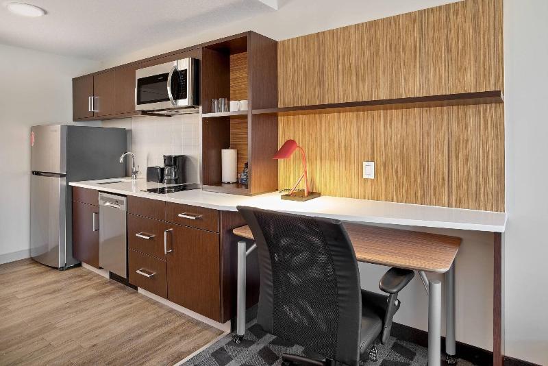 Студия Стандарт Кровать Куин, Towneplace Suites By Marriott Edmonton Sherwood Park