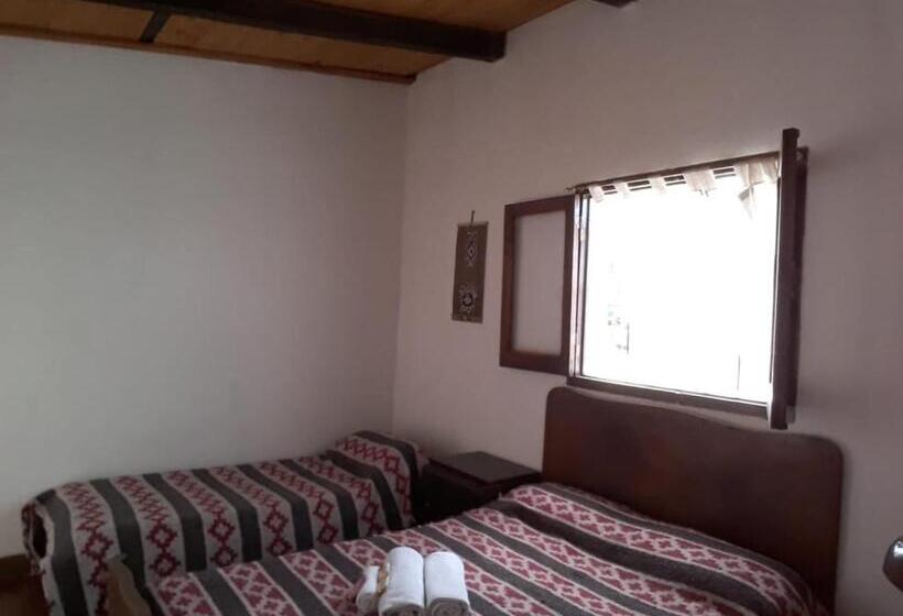 اتاق استاندارد چهار تخته, Hostal Tierra Andina Cafayate
