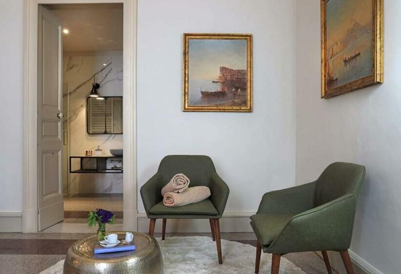 标准间, Palazzo Circolone