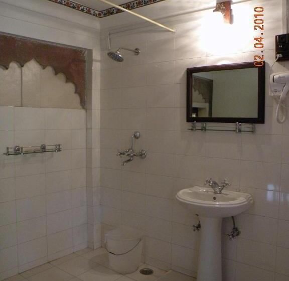 Номер Deluxe, Bhanwar Vilas Palace