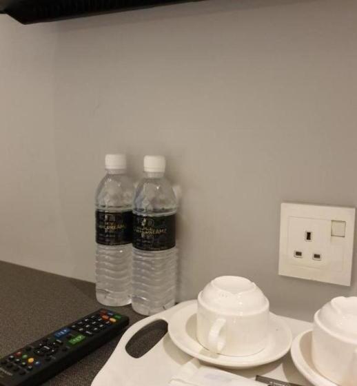 디럭스 룸 킹사이즈 침대, Suite Dreamz Hotel Banting