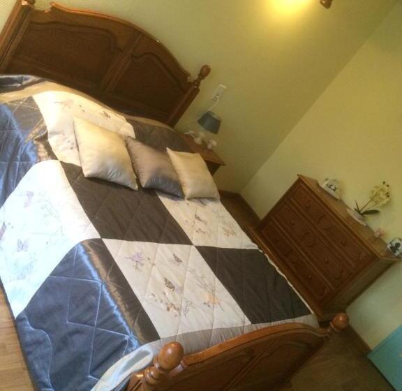 اتاق استاندارد با بالکن, Chambre D Hotes Champagne Laval Louis
