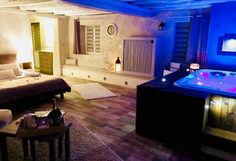 Люкс с гидромассажем, Domaine De Vandenesse Et Spa