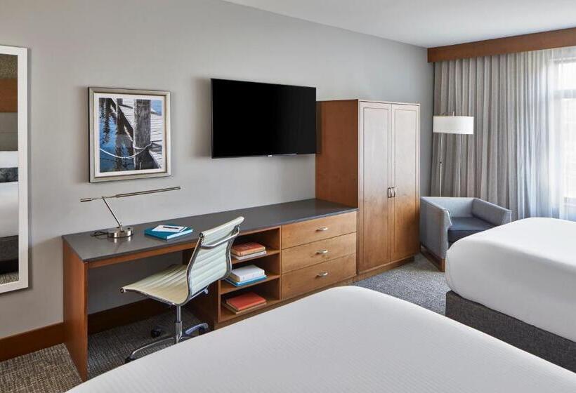 Номер Премиум, The Hotel Landing