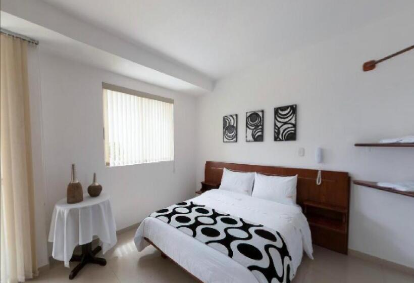 标准单人间, Catama Inn