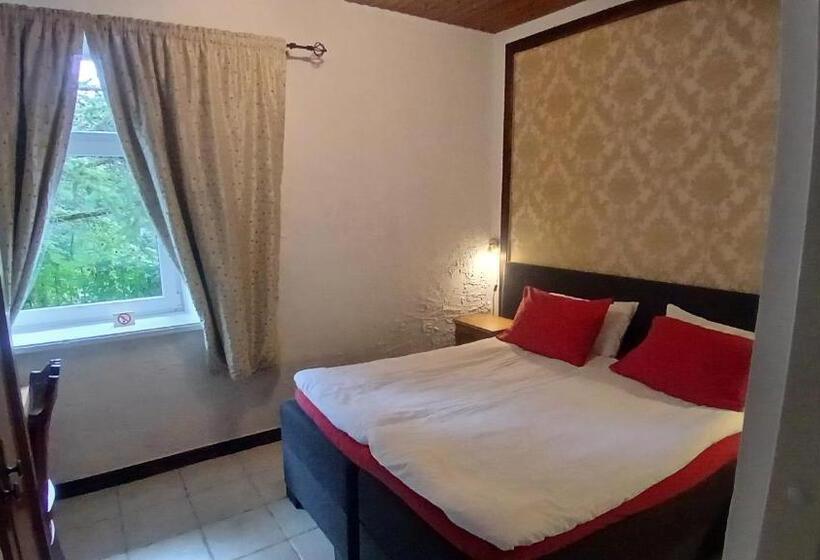 سوئیت خانواده 2 خوابه, Villa Meretare