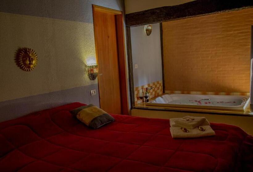 자쿠지 스위트, Pousada Cabanas No Mundo