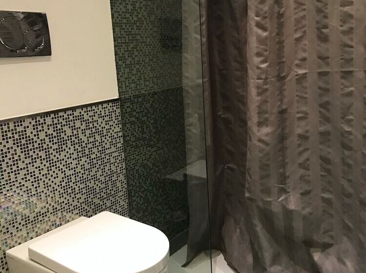 اتاق اکونومی, Room 110 Bari  Guesthouse