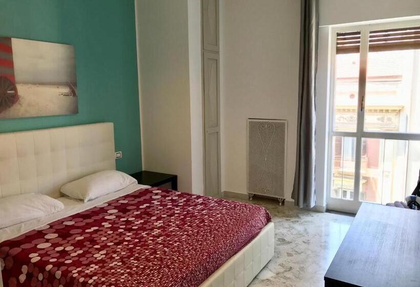 اتاق لوکس, Room 110 Bari  Guesthouse