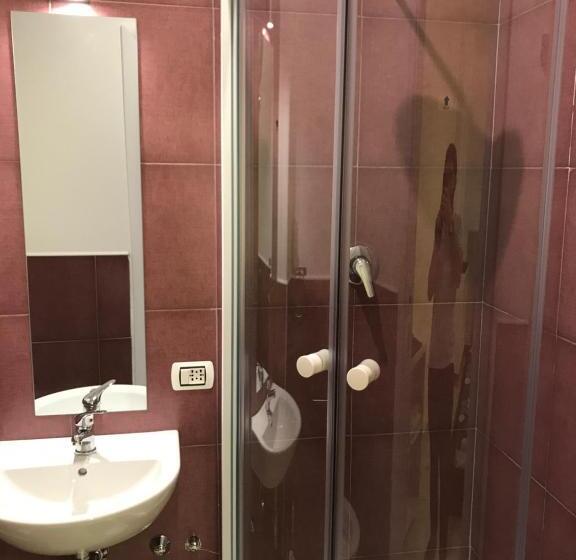 اتاق استاندارد, Room 110 Bari  Guesthouse