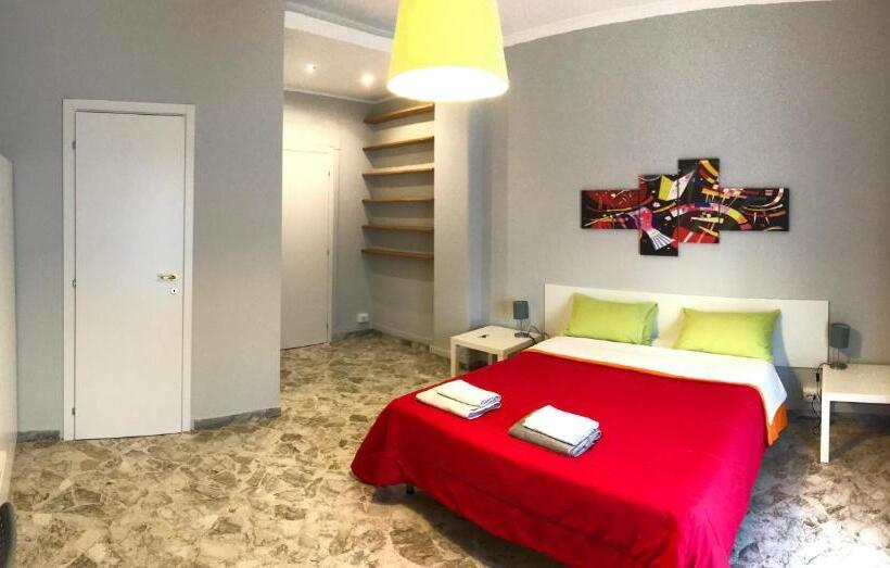 اتاق استاندارد با بالکن, Room 110 Bari  Guesthouse
