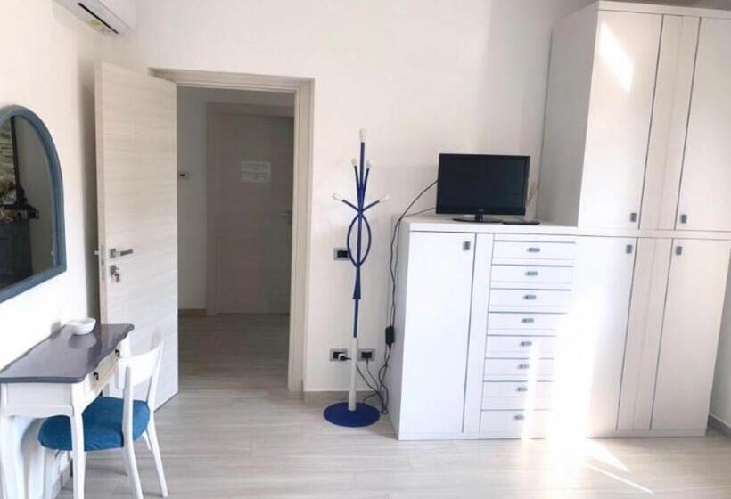 Номер Стандарт Трехместный, B&b La Coccola