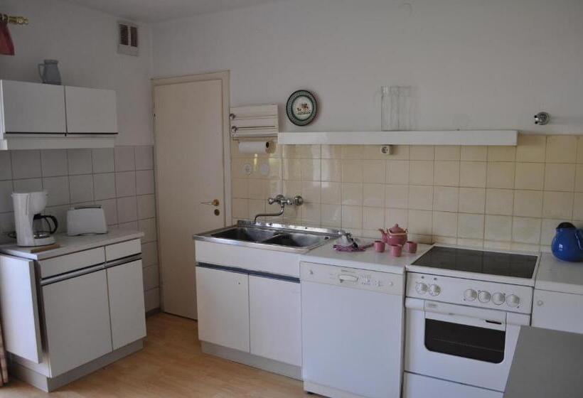 דירת חדר בקומת קרקע, Das Christine Appartement