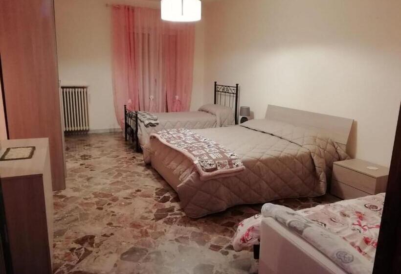 四人标准间, A Casa Di Raffy