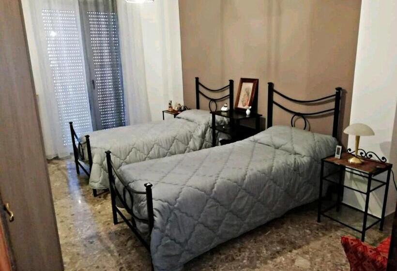 标准间, A Casa Di Raffy