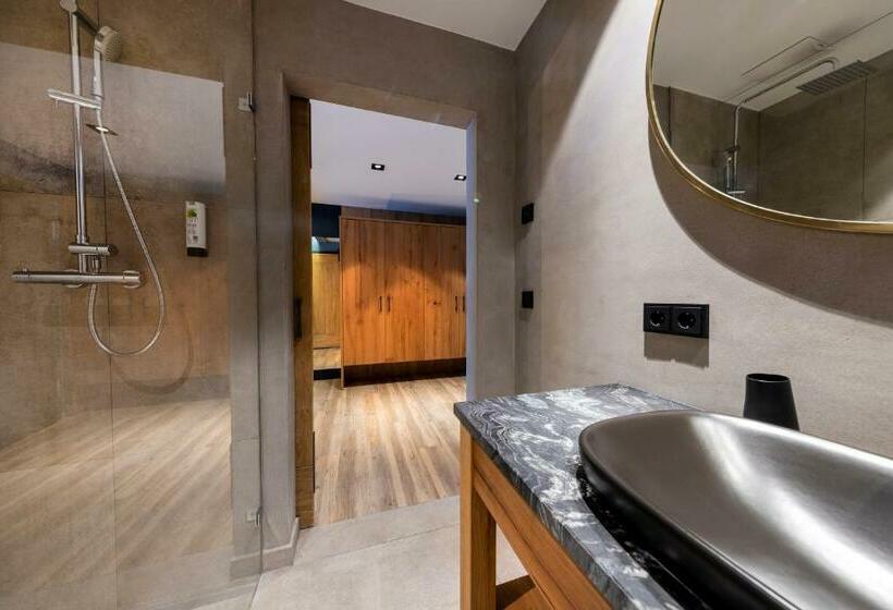 Семейный Номер, Herz3 Hotel Bar Restaurant Trattoria