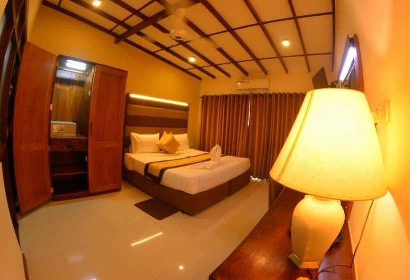 标准三人间, Beach Corridor Hotel & Spa