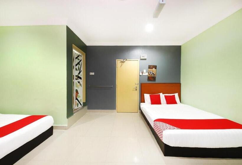 Family Suite, Oyo 720 Corridor Hotel 2