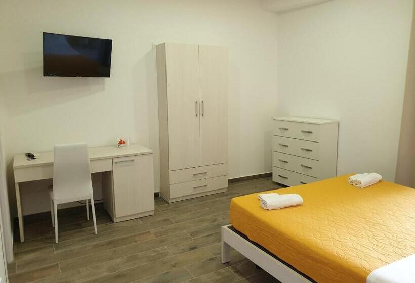 Номер Стандарт Вид на Море, Giò Rooms