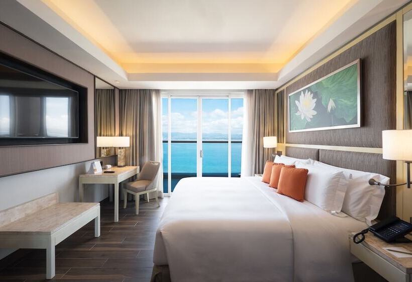 Номер Deluxe Вид на Море, Dusit Thani Mactan Cebu Resort