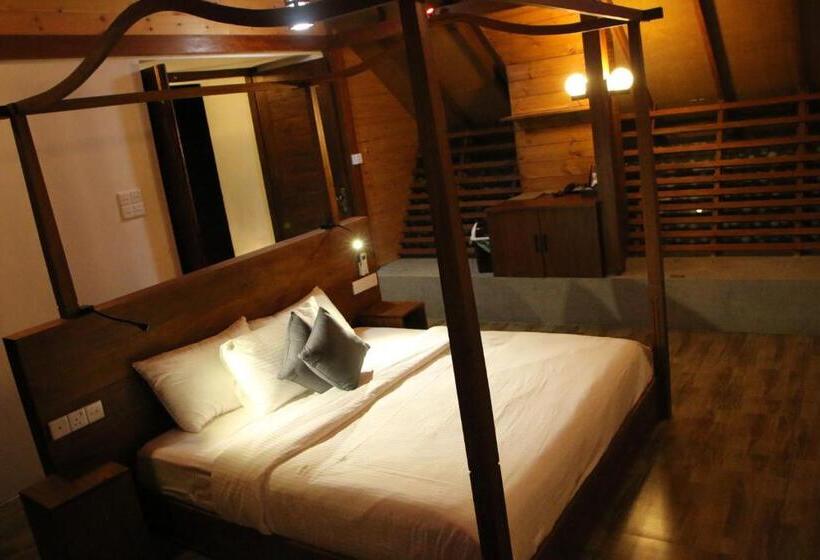 سوییت لوکس, Aloft Grand Hotel Ella