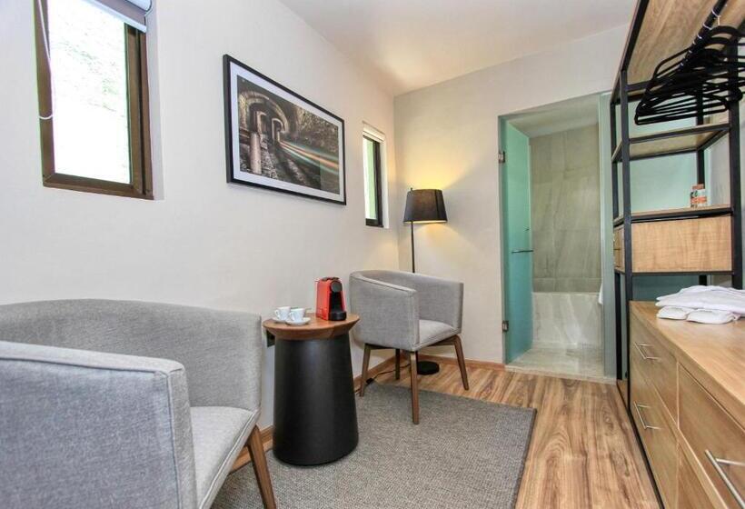 سوییت لوکس, Casa Florencia Hotel Boutique