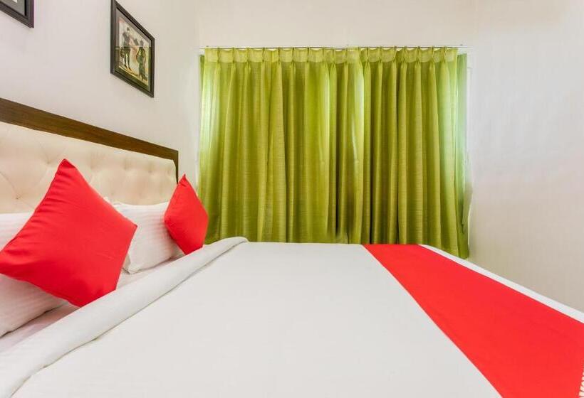Quarto Triplo Clássico, Oyo 26880 Happy Home