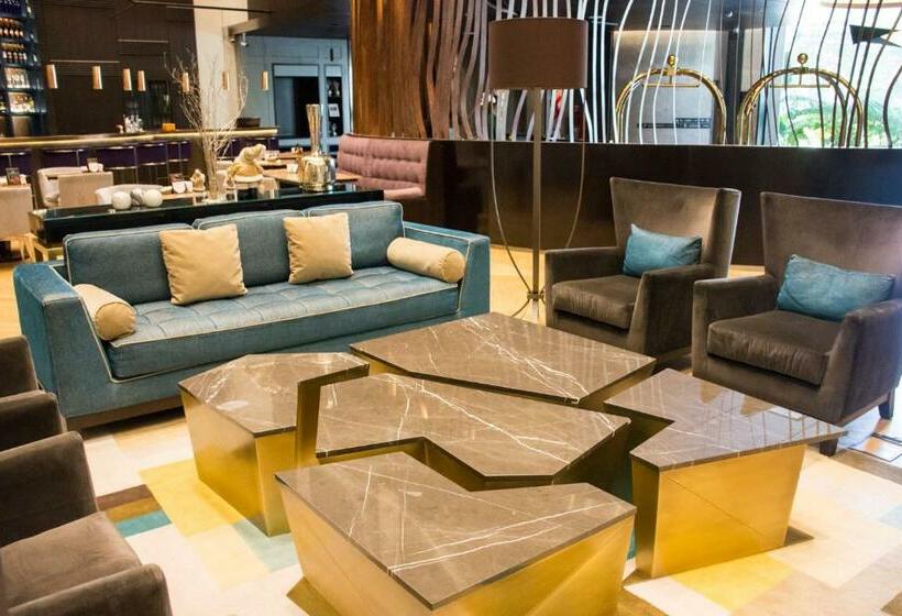 Номер Deluxe, Grand Brizo La Plata