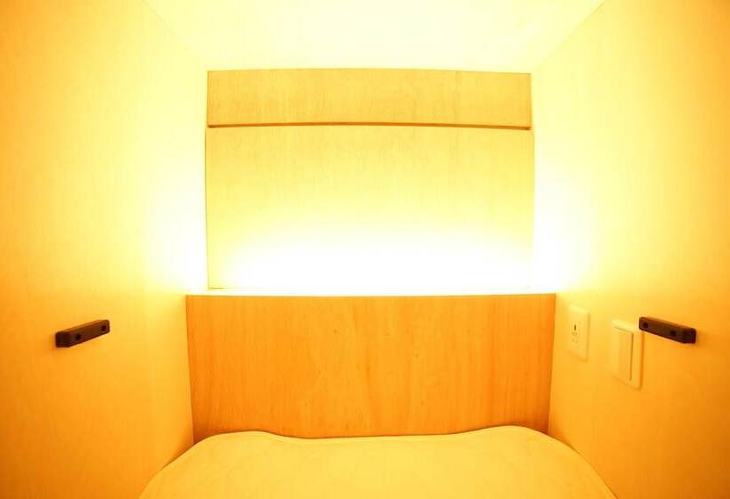 سرير فى غرفة مشتركه, Dot Hostel&bar 富士山