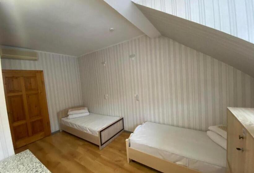 패밀리 룸, Vip Hostel