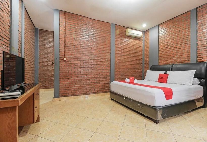 Номер Стандарт, Reddoorz Plus At Ampera Raya
