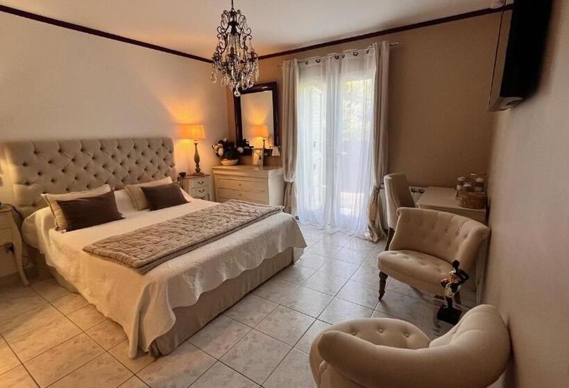 Номер Стандарт с Террасой, Chez Virginie