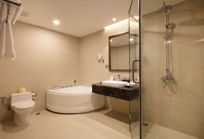 اتاق لوکس با چشم‌انداز دریا, Nha Trang Horizon