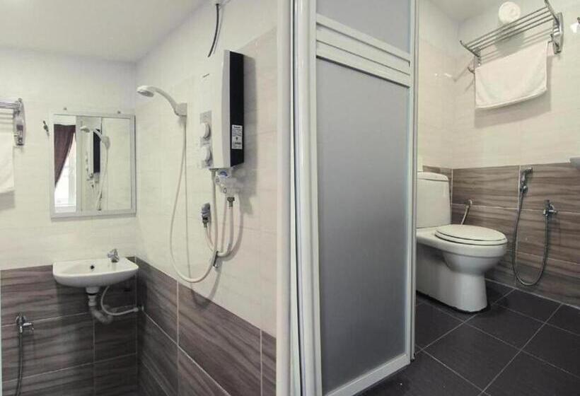Номер Стандарт, Room V @ Jalan Megat