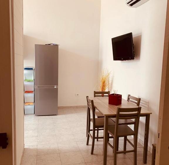 Семейное Студио, Luxar Room