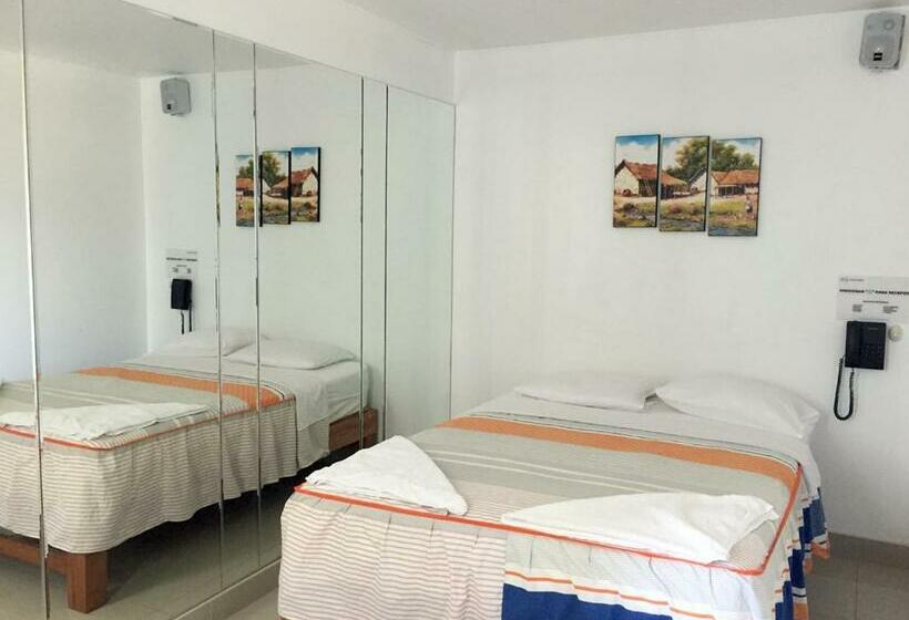 اتاق لوکس, Hostal Sueños