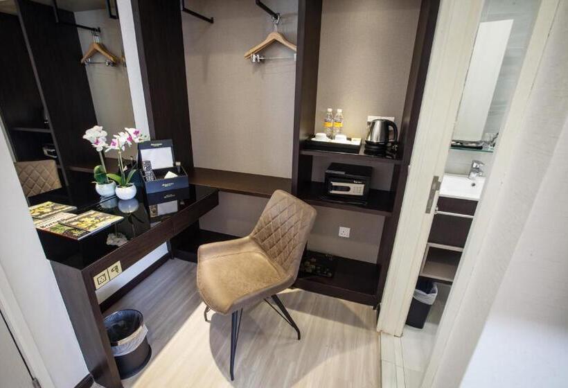 キングサイズベッドのスーペリアルーム, Amamas Boutique Hotel Kuching