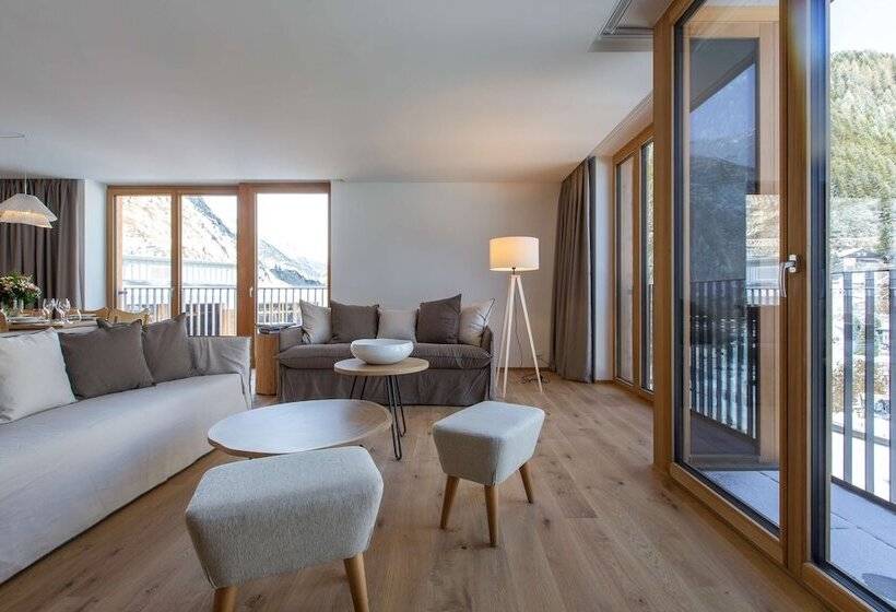 Апартаменты 3 Спальни, Radisson Blu Hotel Reussen, Andermatt