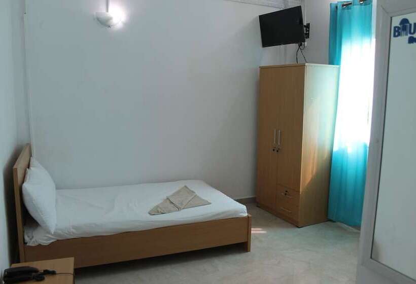 اتاق استاندارد یک نفره, Auberge Boulaos