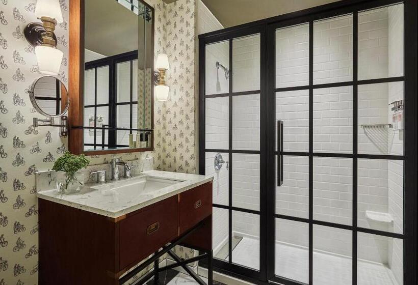 Suite Letto King, Graduate By Hilton Bloomington