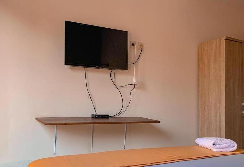 Номер Superior, Urbanview Hotel Ava Banjarmasin By Reddoorz