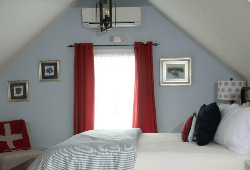 Номер Deluxe, The Ocean Bay House