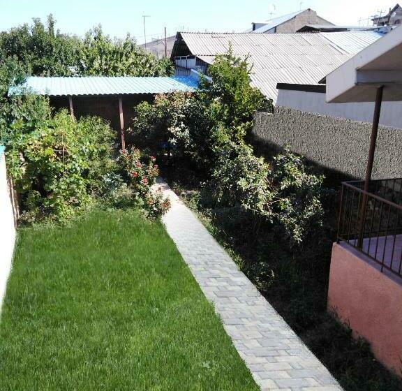 اتاق لوکس, Rest Guest House