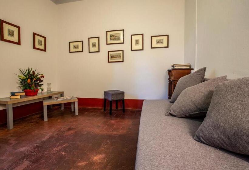 سوییت خانوادگی, Agriturismo Villa Cavallini