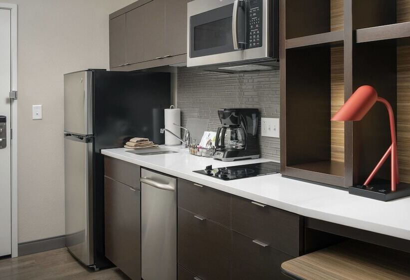 스위트, Towneplace Suites By Marriott College Park