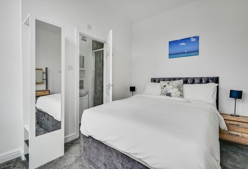 Quarto Deluxe, Albert View